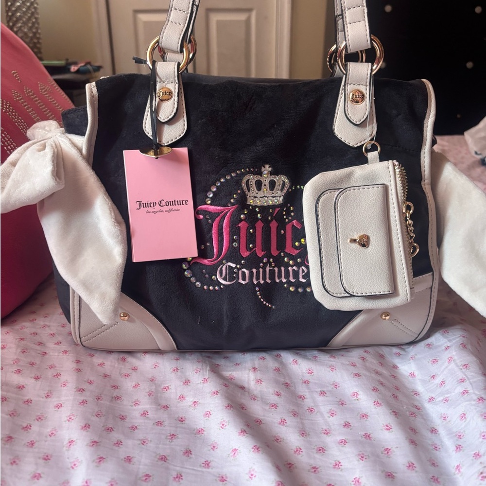 Juicy Couture Black and White Women's Bag